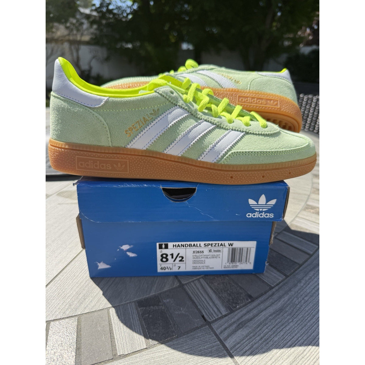 Adidas Handball Spezial W Women’s 8.5 Semi Green White Gum Sneakers BNWB JI2655