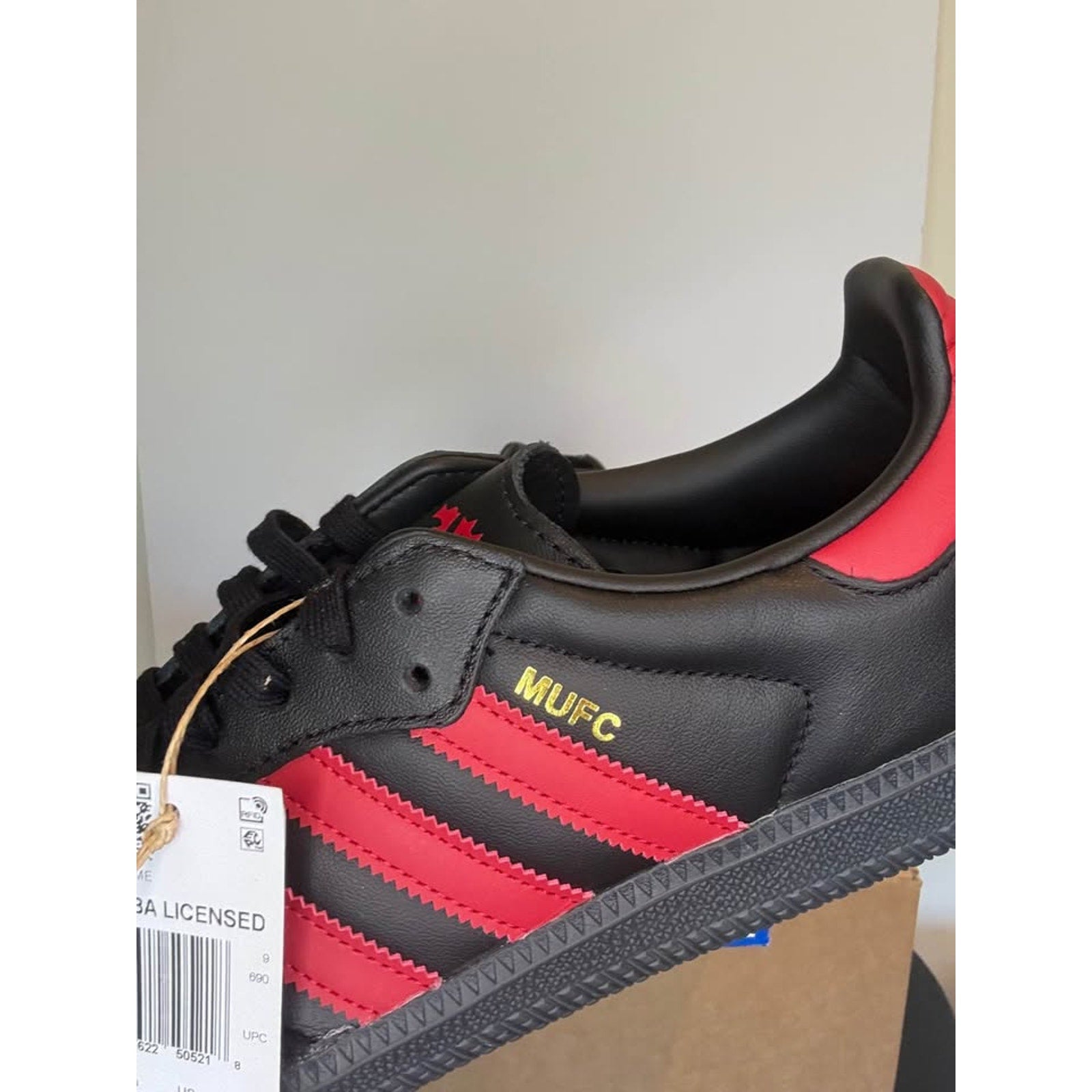 Adidas Samba Licensed Manchester United MUFC Black Red Sneakers Men’s 9.5 Women’s 10.5 BNWT