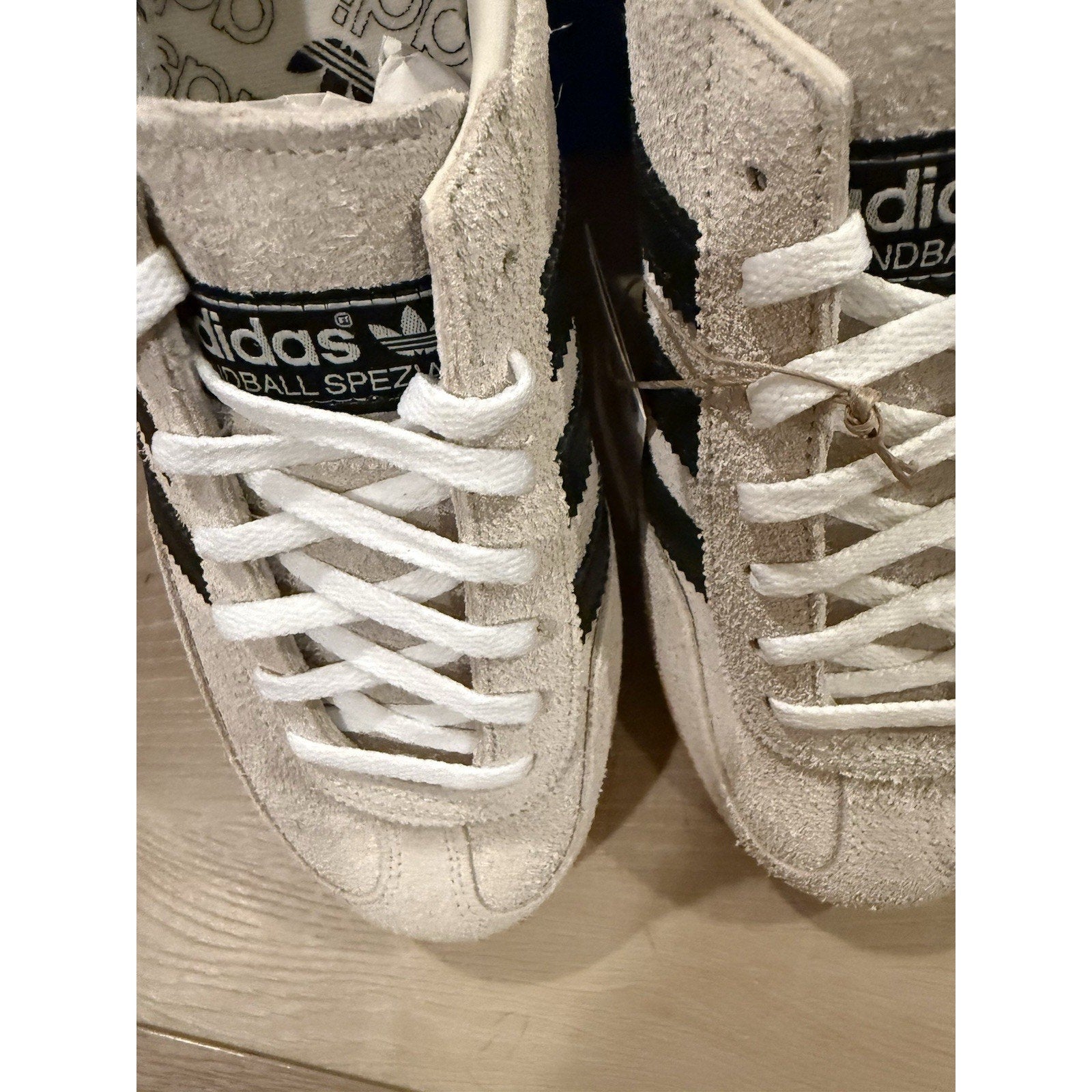 adidas Handball Spezial W Aluminium/Black/Gum (Women's 7.5)
