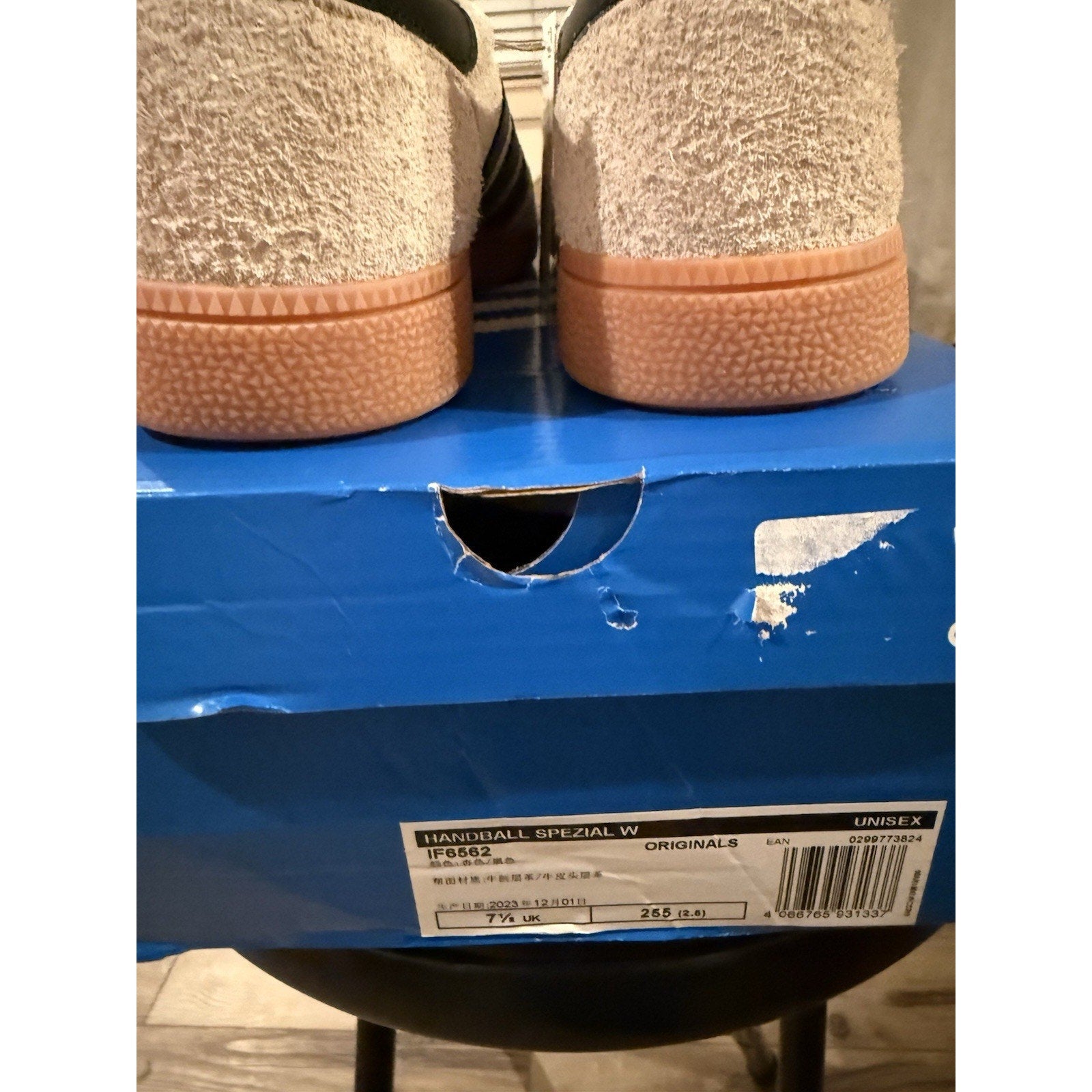 adidas Handball Spezial W Aluminium/Black/Gum (Women's 7.5)