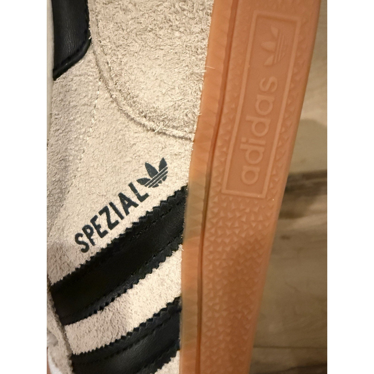 adidas Handball Spezial W Aluminium/Black/Gum (Women's 7.5)