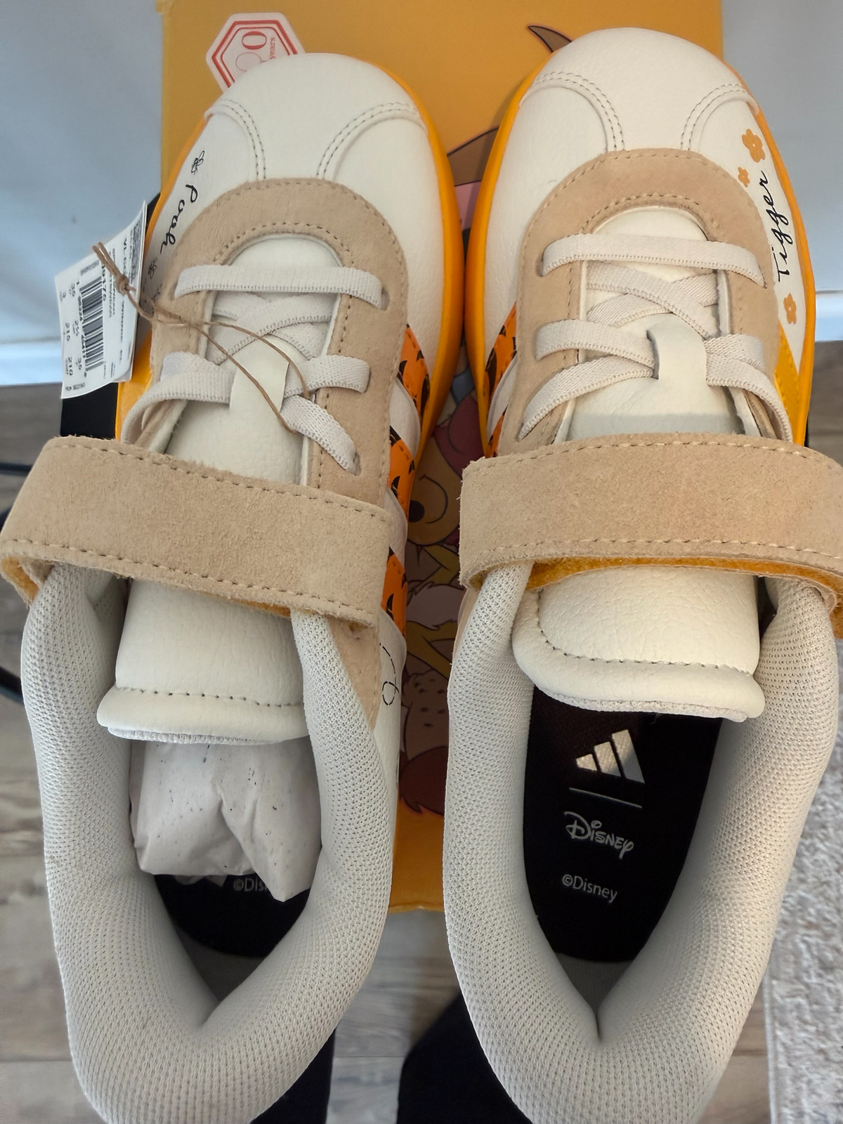 Adidas x Disney VL Court Winnie EL C KI9175 - Orange/Cream - Size 11K