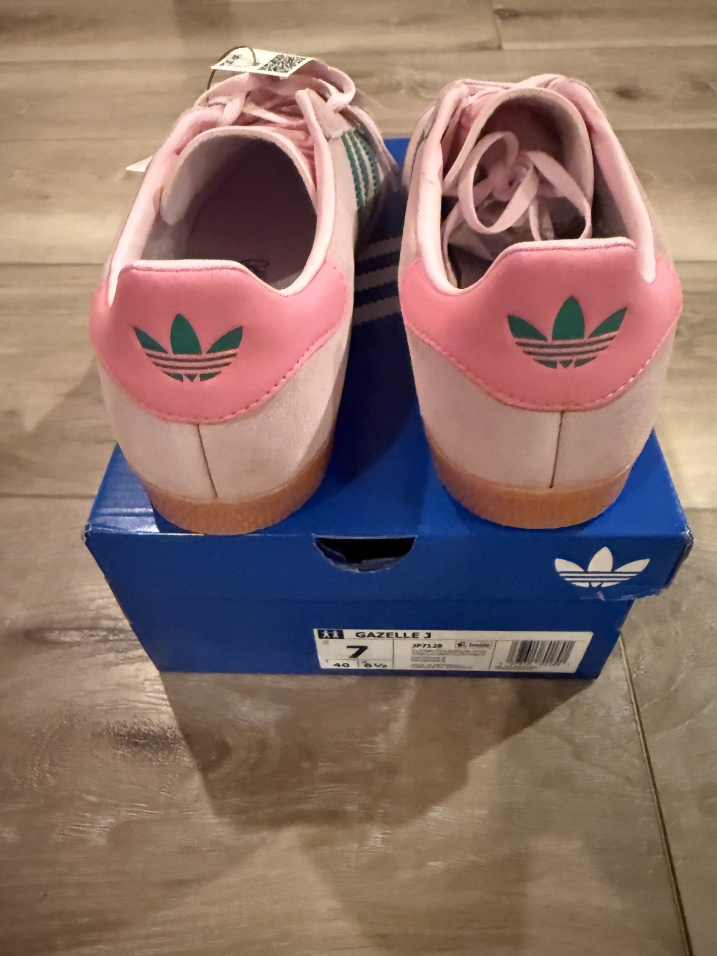 adidas Gazelle JP7128 Pink/Green Gum Sole — Women's 7